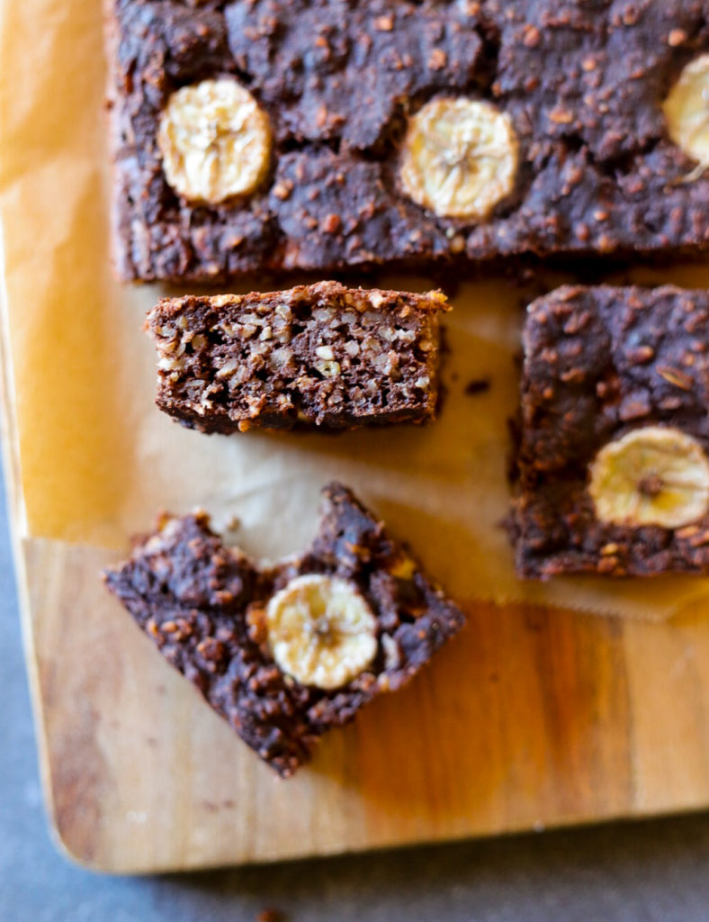 Vegane BananaBrownies of leaves & lemons