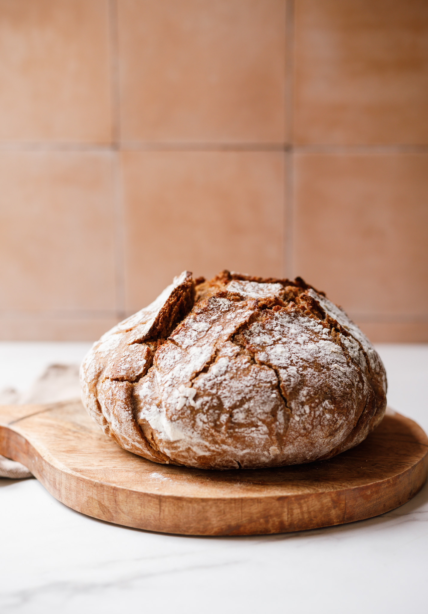 Dinkel-Roggen-Sauerteigbrot - of leaves &amp; lemons
