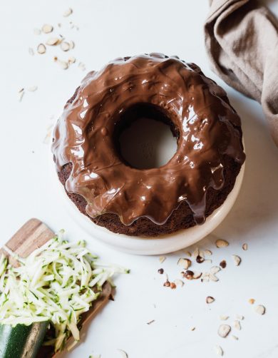 Veganer Zucchini-Schoko-Nuss-Kuchen