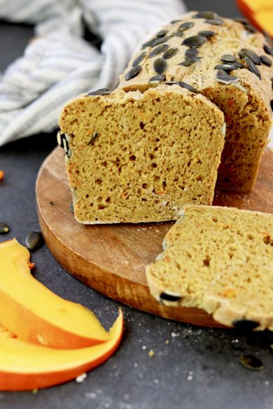 Veganes Kürbisbrot super saftig und mit toller Kruste