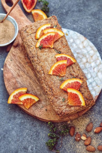 Veganes Orangen-Pastinaken-Brot